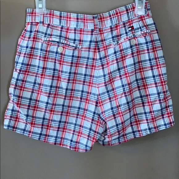 🌵Vintage Women’s size 6 Tommy Hilfiger shorts - Picture 2 of 4